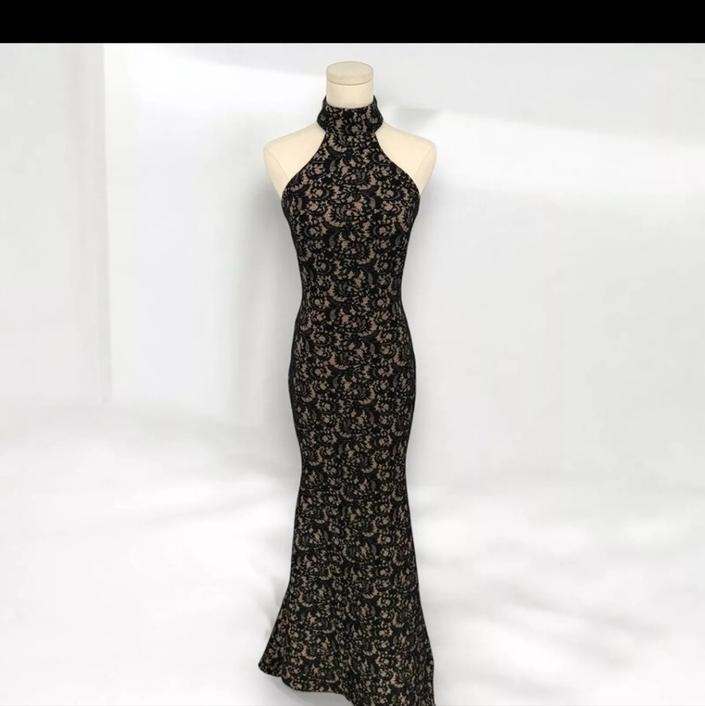 Elegant Black Lace Halter DressMarciano Black Nude Lace Halter Bodycon Mermaid S